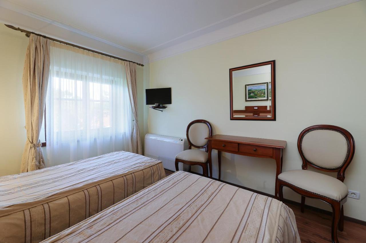 B & B Casa Rustica Dva Baladura Rooms Канфанар Экстерьер фото