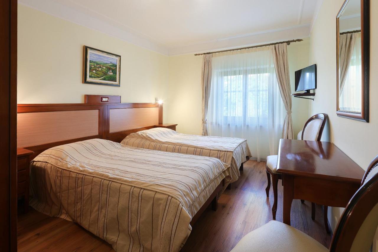 B & B Casa Rustica Dva Baladura Rooms Канфанар Экстерьер фото