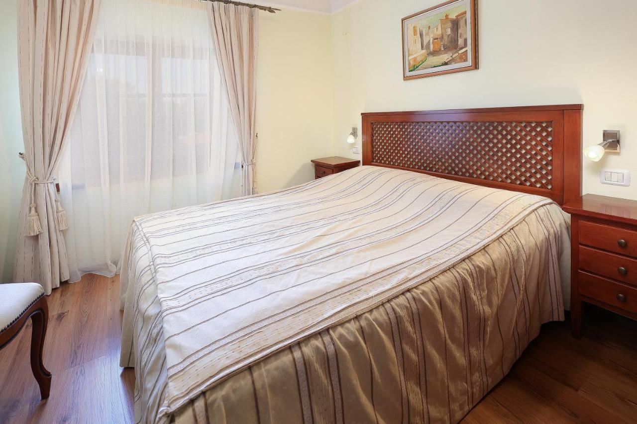 B & B Casa Rustica Dva Baladura Rooms Канфанар Экстерьер фото
